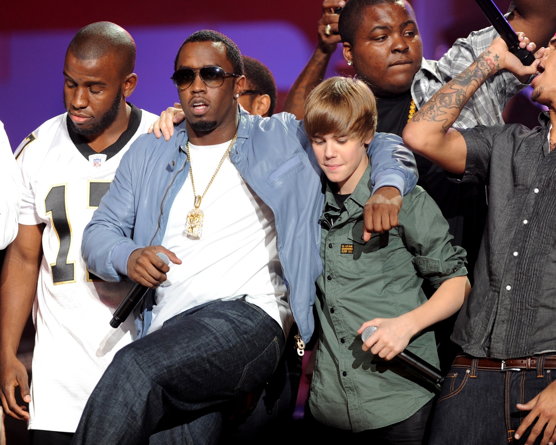 Apar acuzații noi împotriva lui Sean „P. Diddy” Combs, inclusiv de molestare a minorilor. Imagini de la petrecerile rapperului