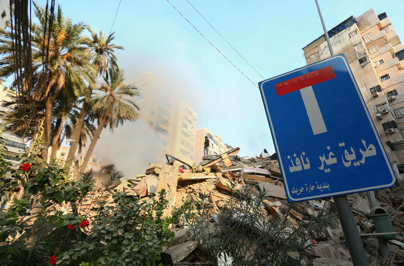 Armata israeliană a bombardat din nou Beirut, după câteva zile de calm. 50 de rachete, trase de Hezbollah spre nordul Israelului
