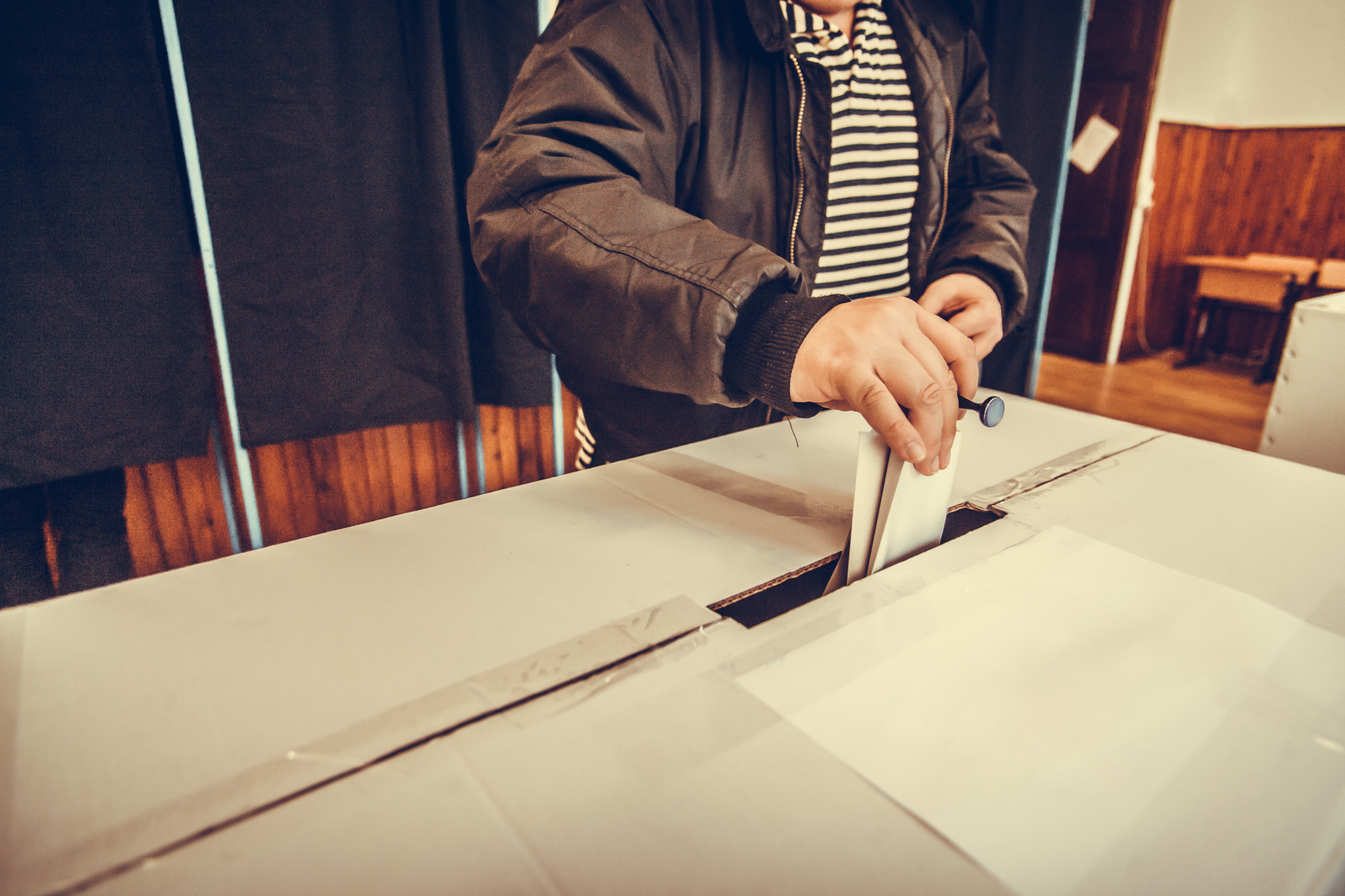 Alegeri prezidențiale în Moldova. Secții de votare deschise în România pentru cetățenii moldoveni. Locații unde se poate vota