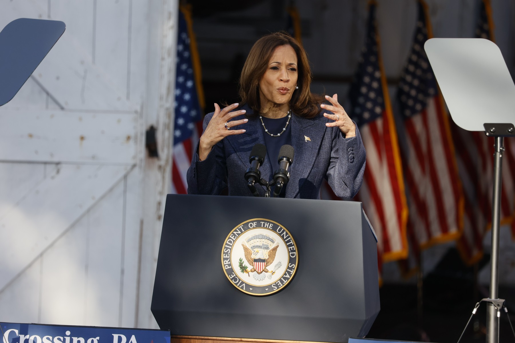 Moderatorul Bret Baier a fost criticat pentru că a întrerupt-o pe Kamala Harris în timpul interviului de la Fox News