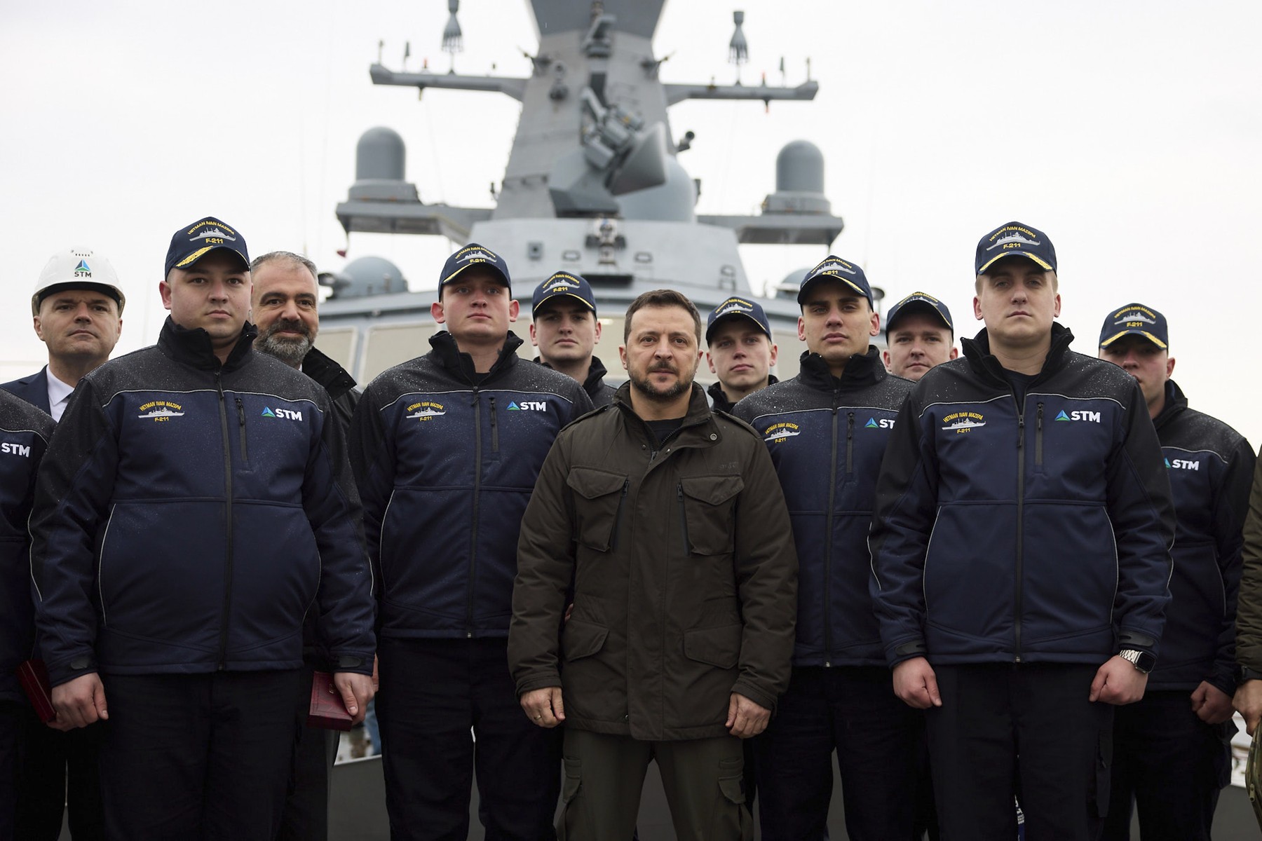 Armata ucraineană testează noua corvetă Hetman Ivan Mazepa. Prima aterizare a unui elicopter SH-60 Seahawk pe punte