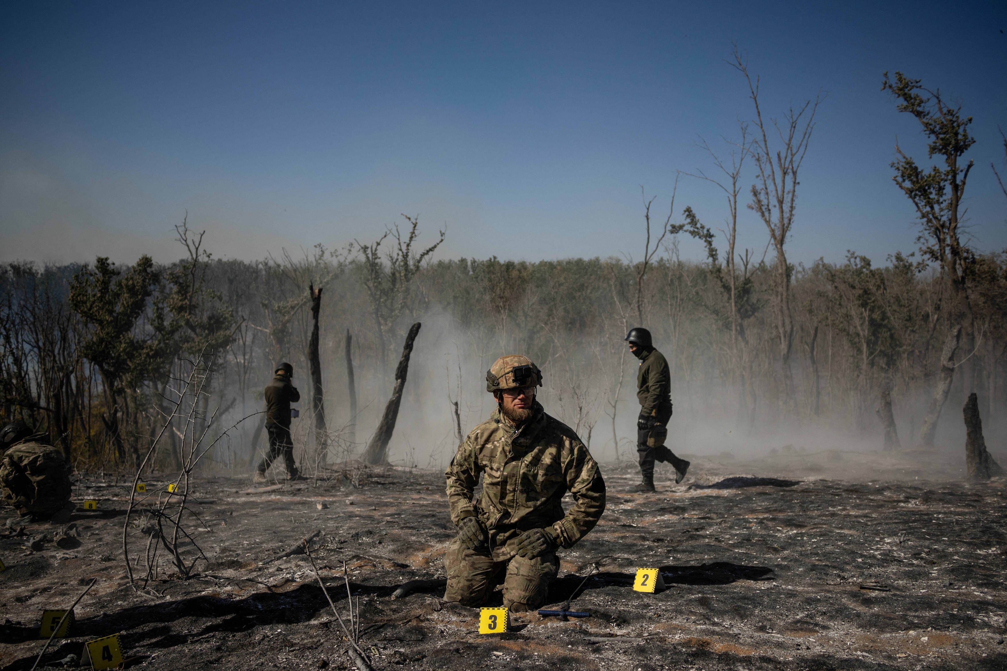 Schimb macabru între Rusia și Ucraina de trupuri ale militarilor uciși pe front. Detaliul care arată rata mare a pierderilor ucrainene
