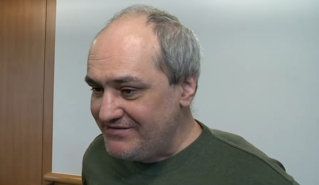 Cum sunt mulți români păgubiți de bani pe internet: „Era o reclamă, că să investim. Băieții erau plini de texte”