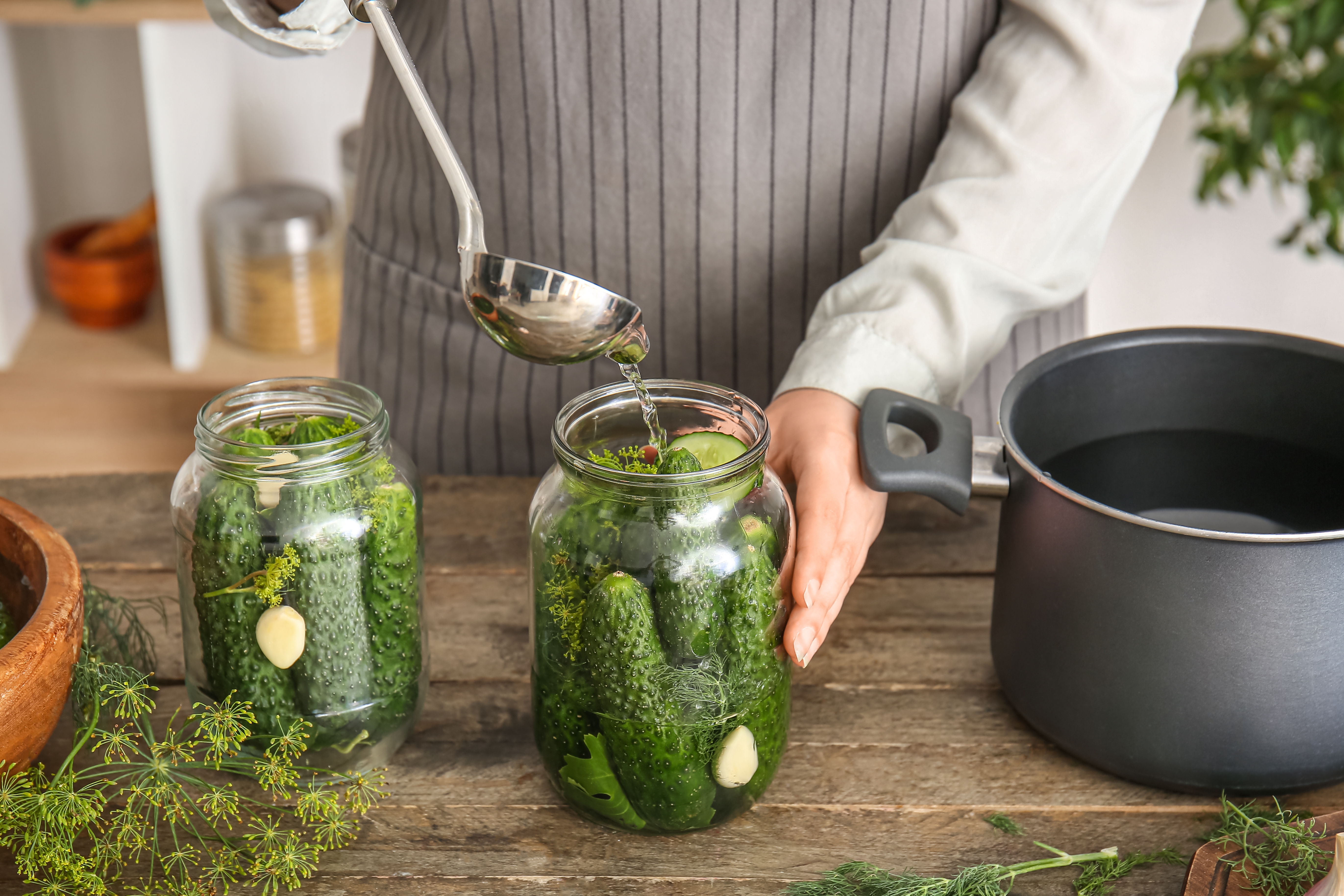 Secretele celor mai bune murături pentru iarnă. Din niciun borcan nu trebuie să lipsească aceste ingrediente, spune un maestru bucătar