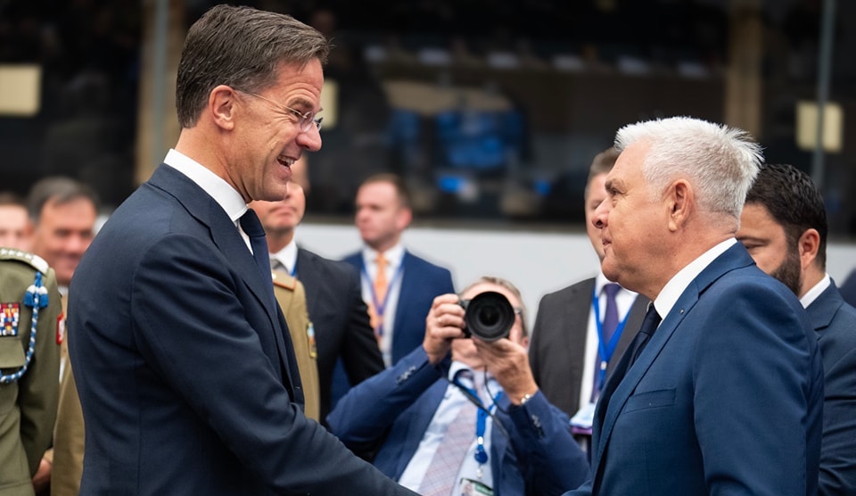 România va participa la construirea unor flote multinaționale de drone pentru supravegherea teritoriului NATO