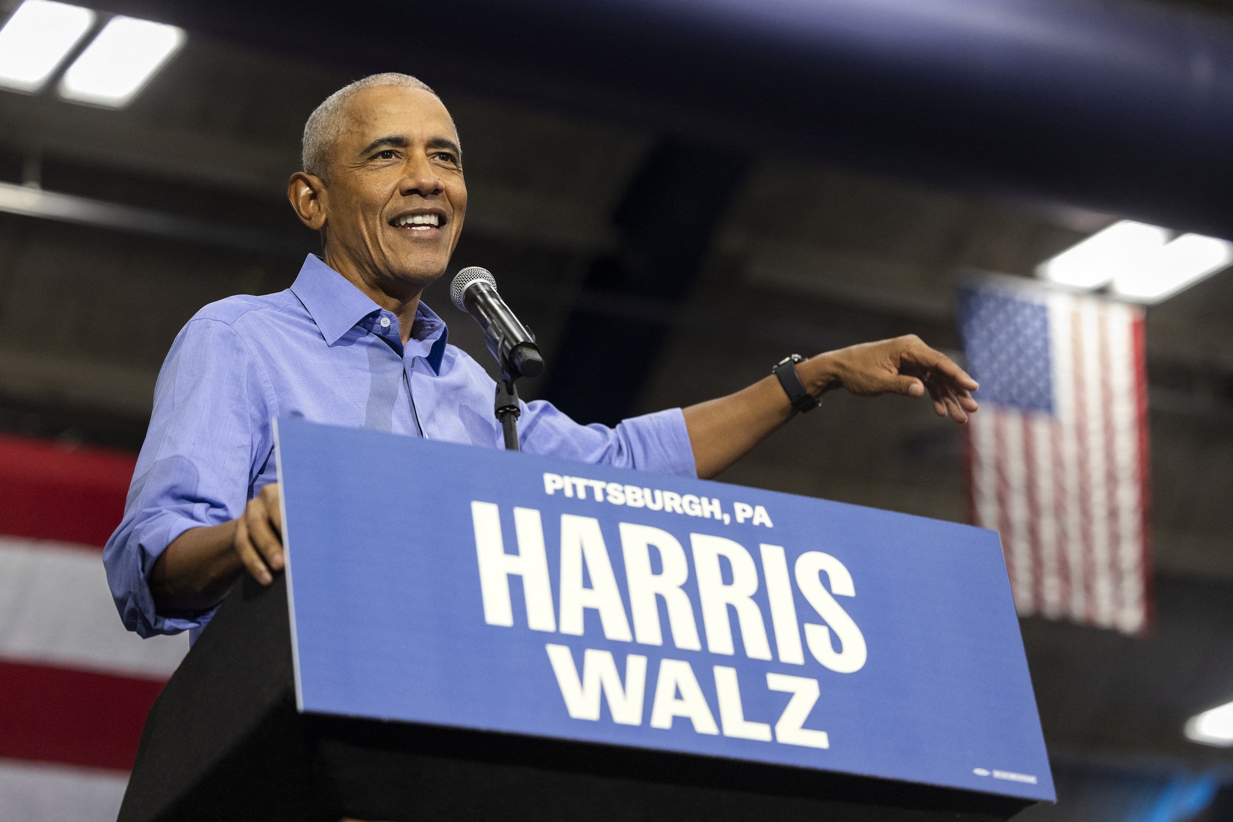 Barack Obama a cântat rap la un miting de susținere a Kamalei Harris