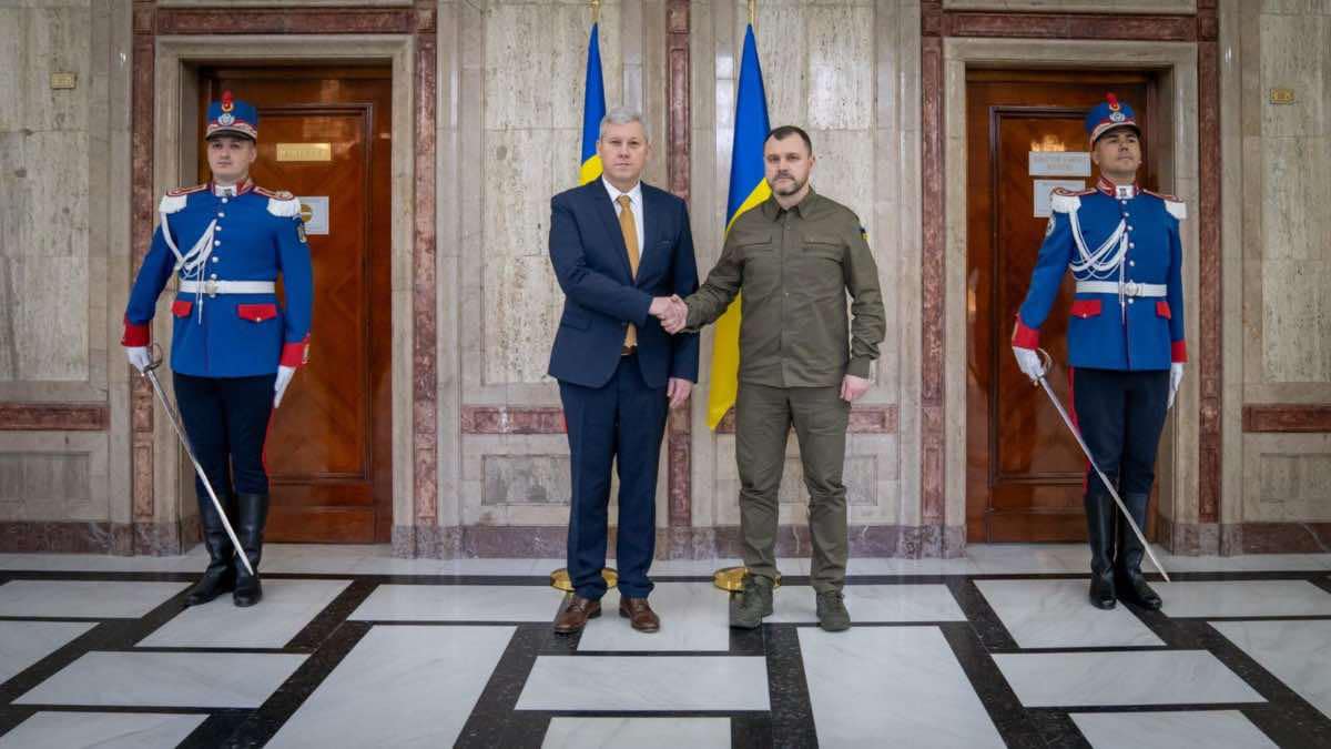 Ministrul de Interne din Ucraina a venit în România. Este prima vizită la acest nivel în ultimii 20 de ani