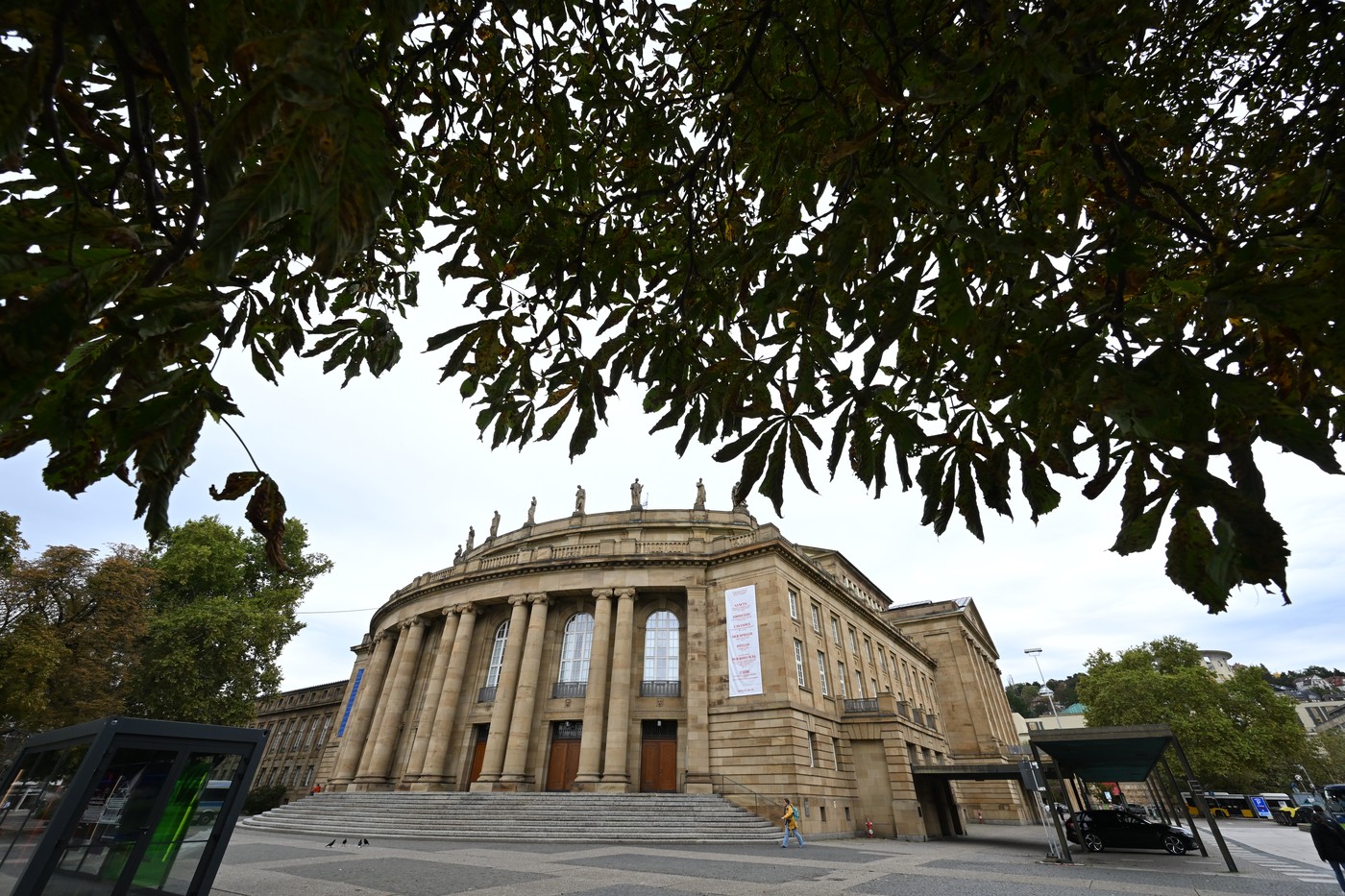 Spectacol ieșit din comun la Opera din Stuttgart: 18 spectatori au avut nevoie de îngrijiri medicale