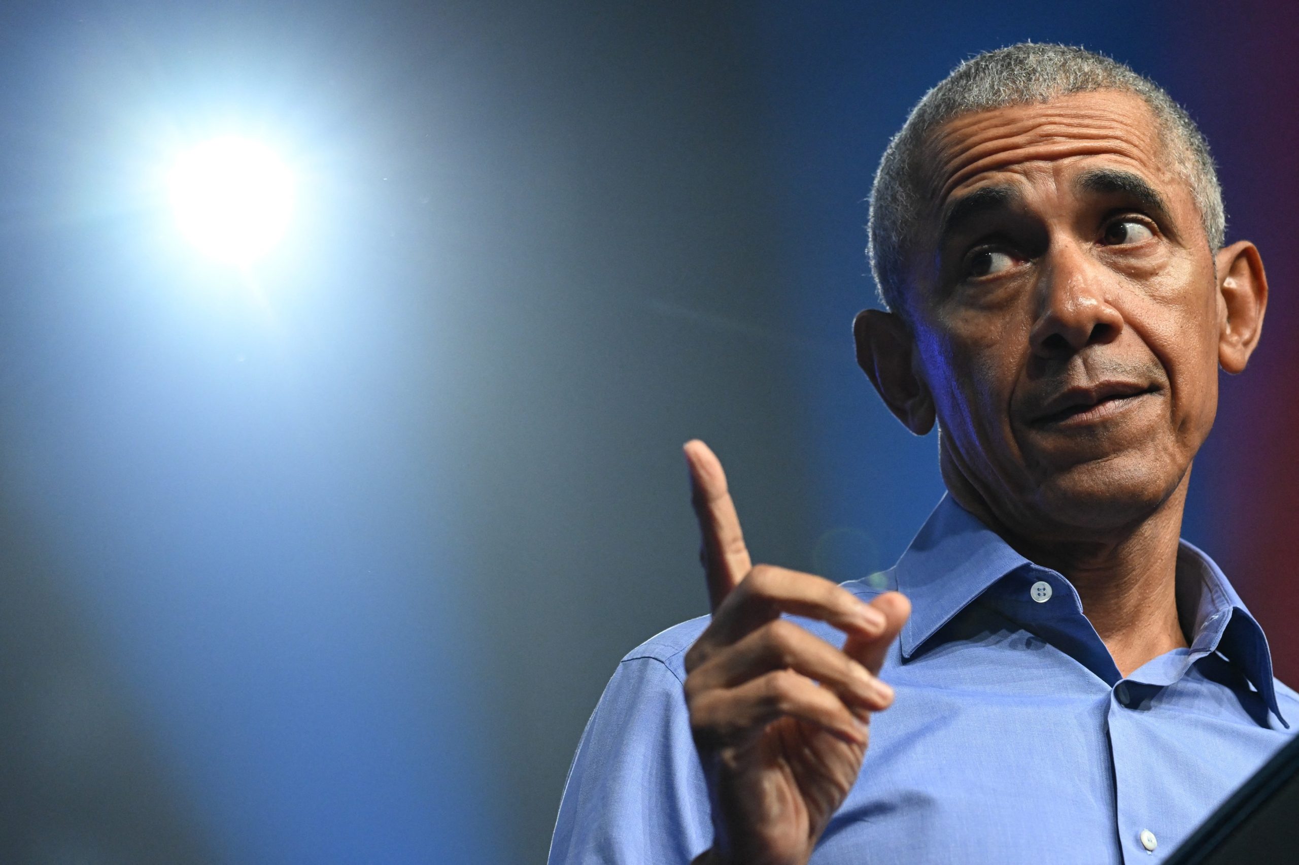 Obama îi critică pe bărbații de culoare pentru ezitarea de a o susține pe Kamala Harris. „Veniți cu tot felul de motive și scuze”