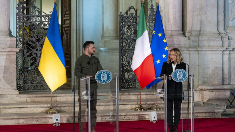 Giorgia Meloni meets Volodymyr Zelensky