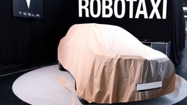 October 9, 2024: A concealed Tesla vehicle presented as a Robotaxi. Symbolic image of the presentation of the Tesla Robo