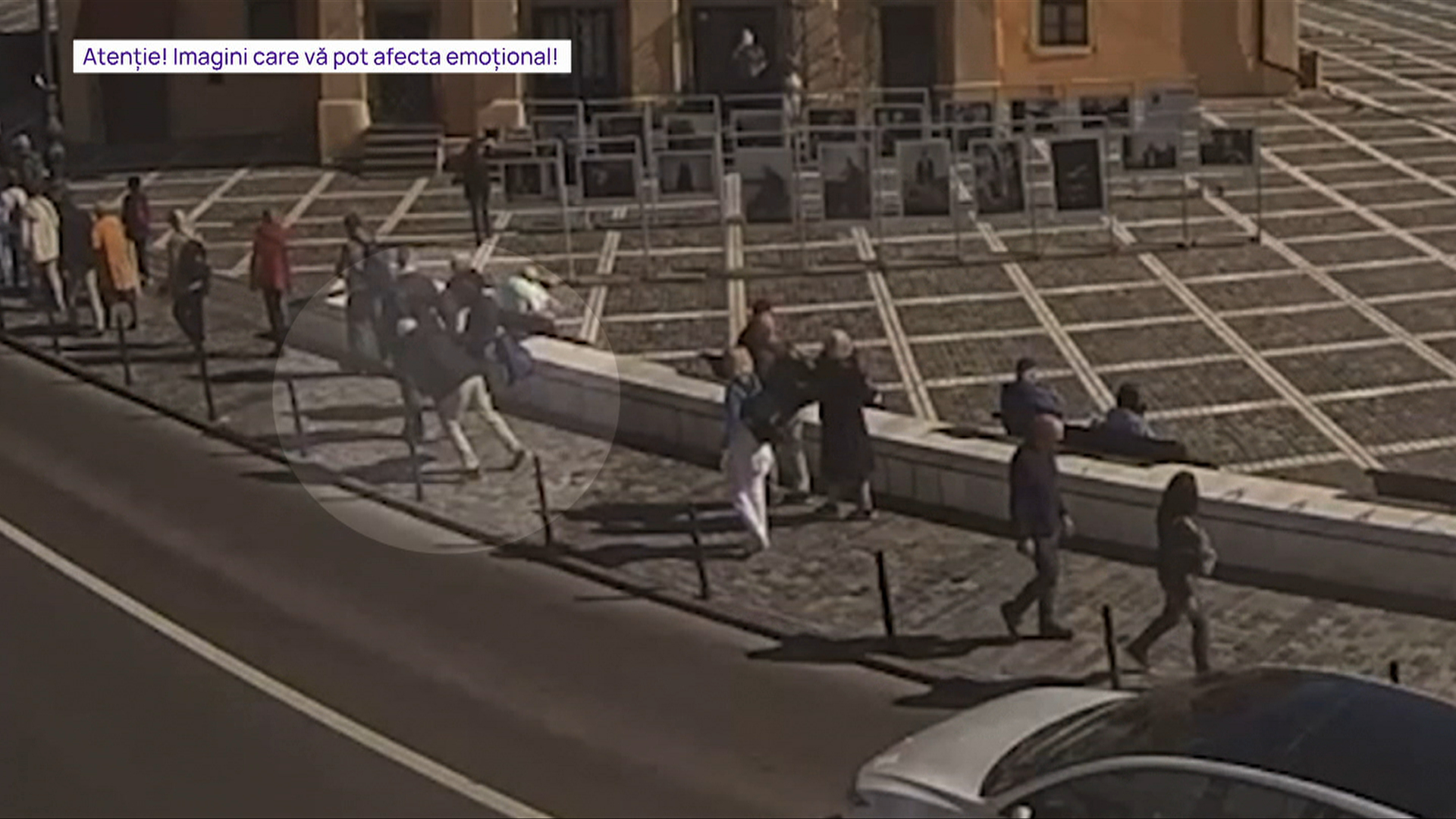 Tragedie evitată la limită, în Brașov: un șofer a evitat în ultima clipă să lovească un pieton care a căzut în fața mașinii