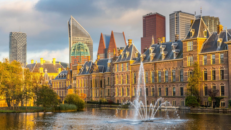 The Hague, capital of the Netherlands, the Binnenhof building, seat of the Government, Prime Minister, skyline business district