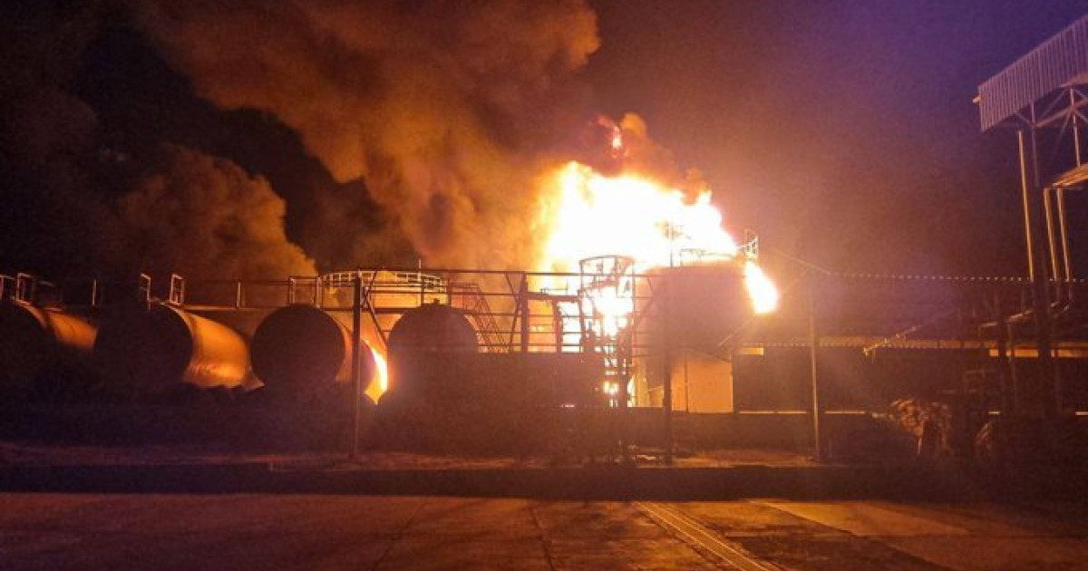 Atac ucrainean asupra unui depozit de combustibil în Lugansk