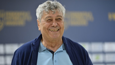 Selecţionerul Mircea Lucescu.