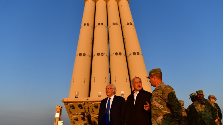 Benyamin Netanyahou se rend sur le site des missiles anti-missil