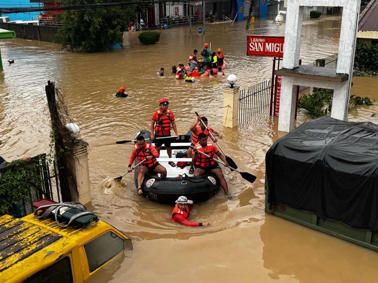 Furtuna tropicală Trami face ravagii în Filipine: Cel puțin 26 de morți și peste 150.000 de persoane evacuate