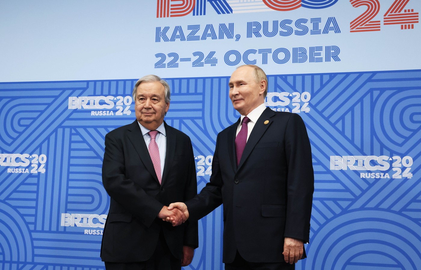 Putin îi răspunde cinic lui Guterres la summitul BRICS: Trăim în familii în care se împart proprietăți și „uneori se ajunge la bătăi”