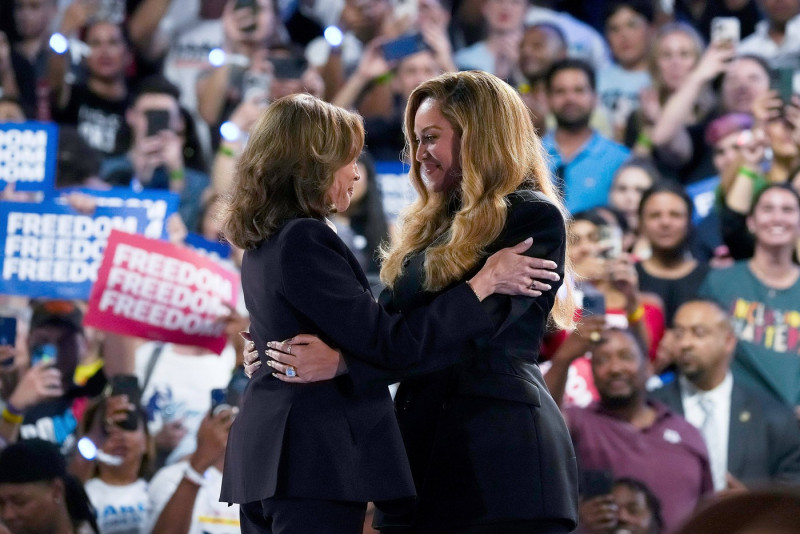 Harris-Walz Campaign Event - Houston, TX Democratic presidential nominee Vice President Kamala Harris, left, greeting mu