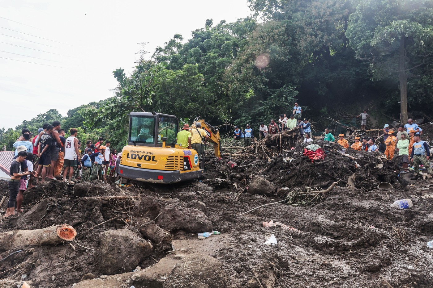 Furtuna tropicală Fengshen a făcut prăpăd în Filipine: 7 oameni au murit, iar aproape 50.000 și-au părăsit locuințele