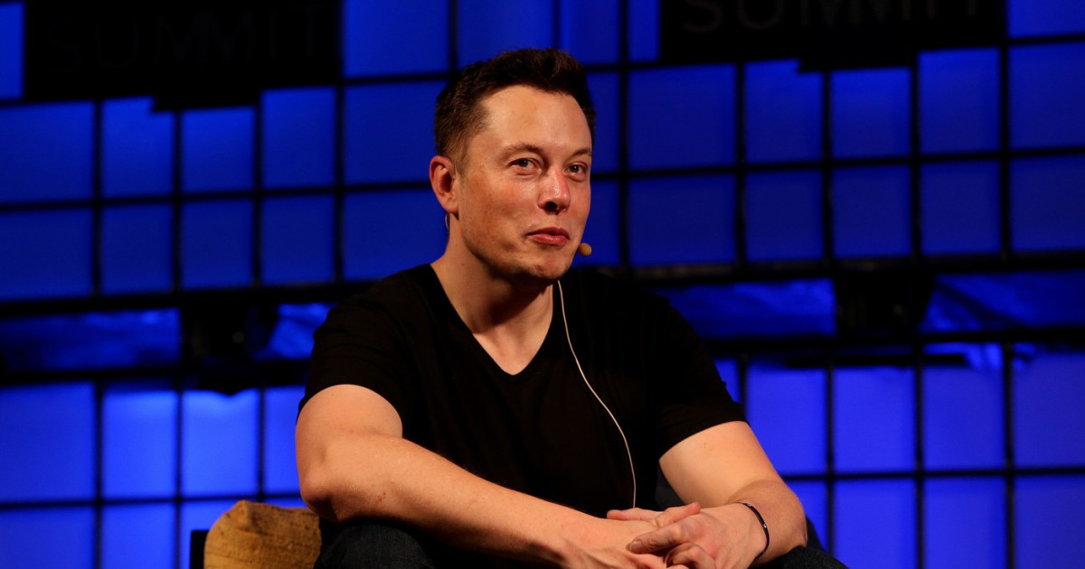 Elon Musk, acuzații de muncă ilegală în anii '90
