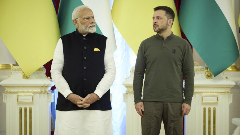 Narendra Modi (Prime Minister of India) meets Ukrainian President Volodymyr Zelensky.