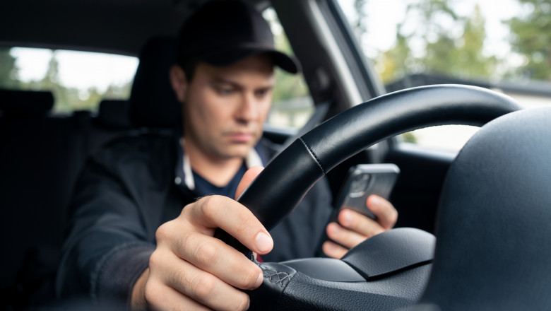 Cum funcționează aplicația MAI prin care poți reclama șoferii agresivi în trafic. Au fost înregistrate zeci de sesizări în două zile. Foto Shutterstock