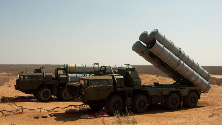 sisteme de apărare antiaeriană S-300 în Rusia