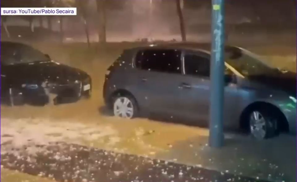 VIDEO Furtună devastatoare în Spania: Grindină de mărimea unei mingi de tenis a făcut prăpăd în provincia Almeria