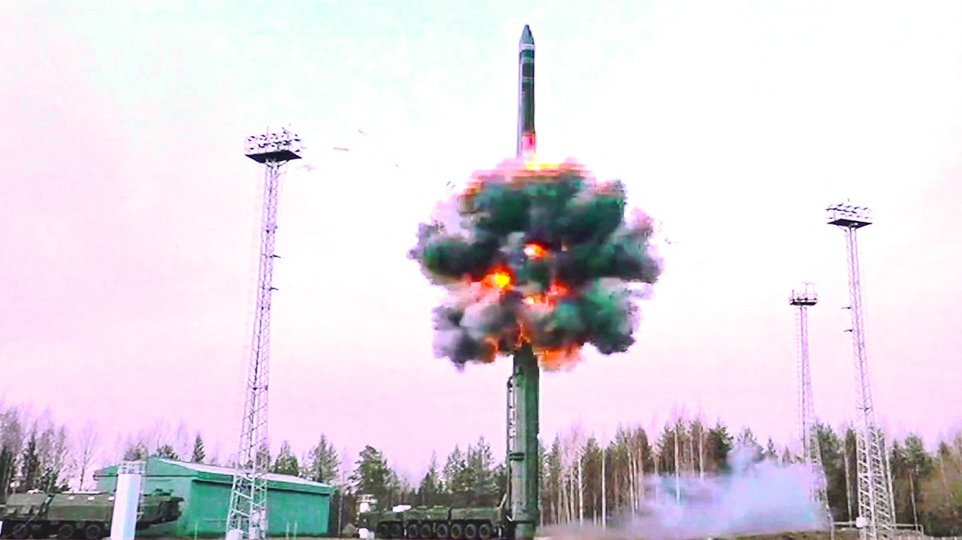 Rusia a simulat o „lovitură nucleară masivă” în cadrul exercițiului ordonat de Putin. „Toate rachetele şi-au lovit ţinta"