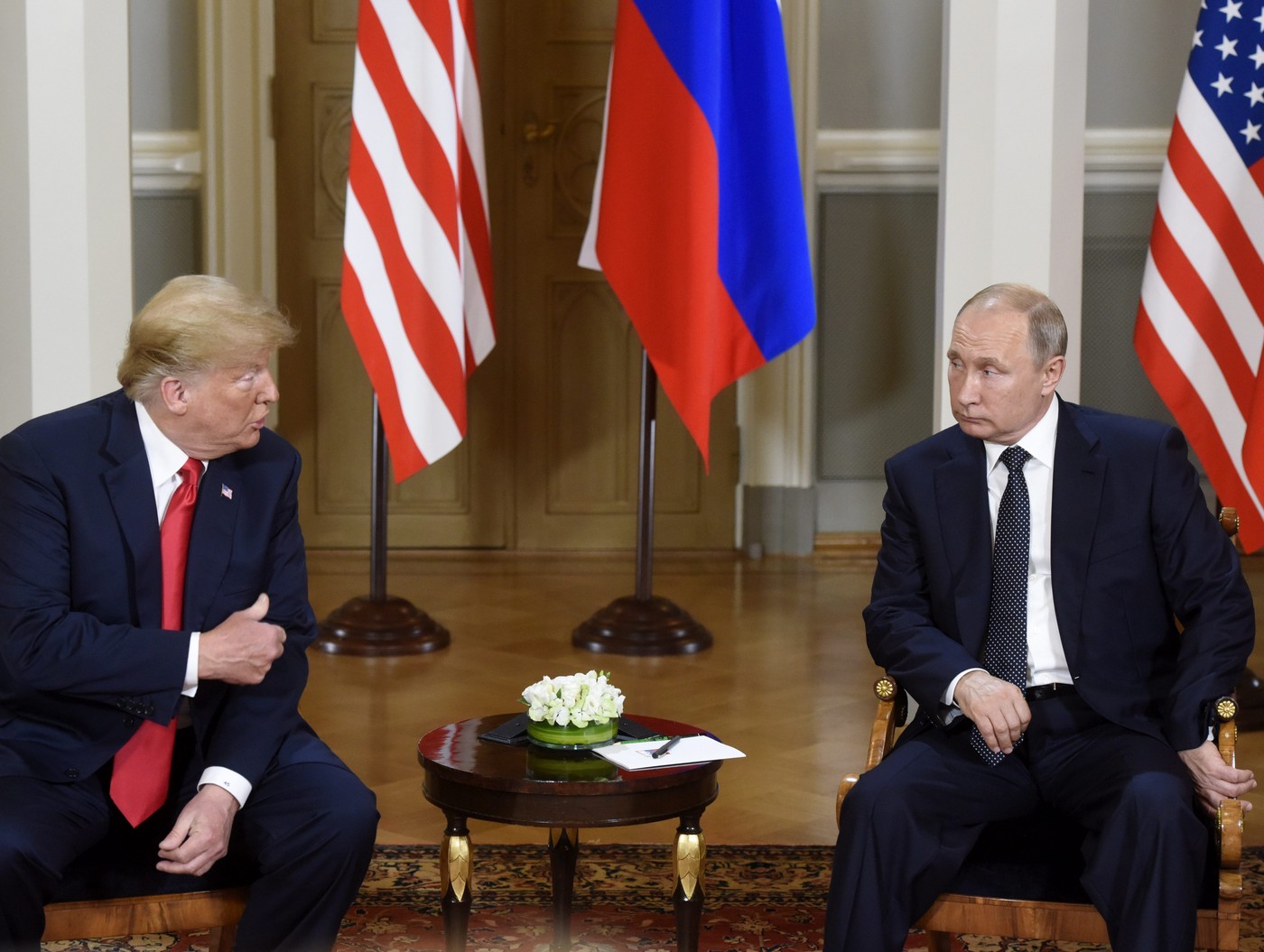 Trump spune că l-a amenințat pe Putin cu o lovitură asupra Moscovei dacă invadează Ucraina: „O să îți spulber buncărele în care stai”