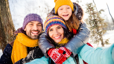 Când începe vacanța de Crăciun 2024 pentru elevi. Câte zile libere au angajații de Crăciun și Revelion în acest an. Foto Shutterstock