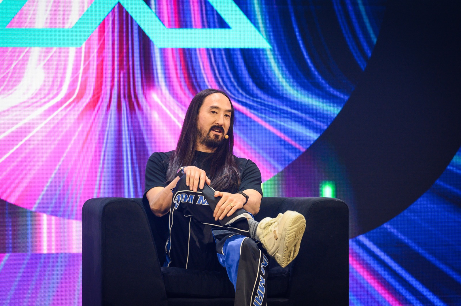 Steve Aoki revine în România pentru evenimentul IQOS