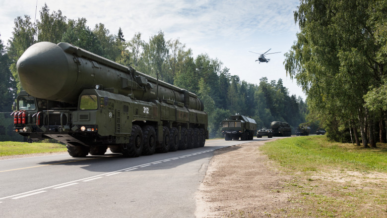 Putin a scos la rampă rachetele nucleare, a doua oară într-o lună. Exercițiile, în apropiere de locul unde are loc summitul BRICS