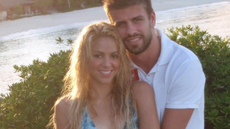 Shakira and Gerard Pique together on Twitter