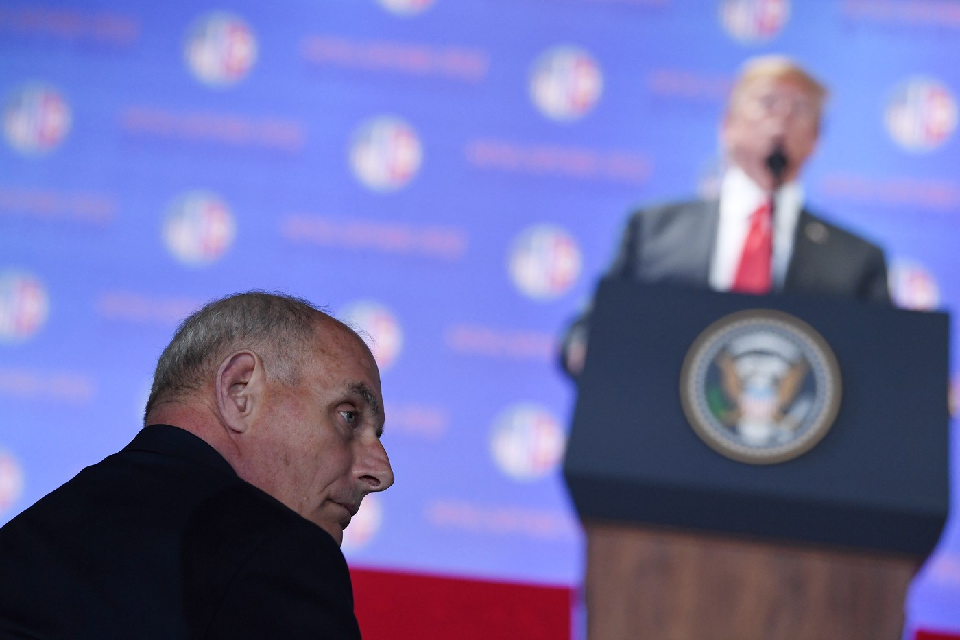 John Kelly, fost șef la Casa Albă, spune că Donald Trump îi admiră pe generalii lui Hitler: „Îndeplinește definiția unui fascist”