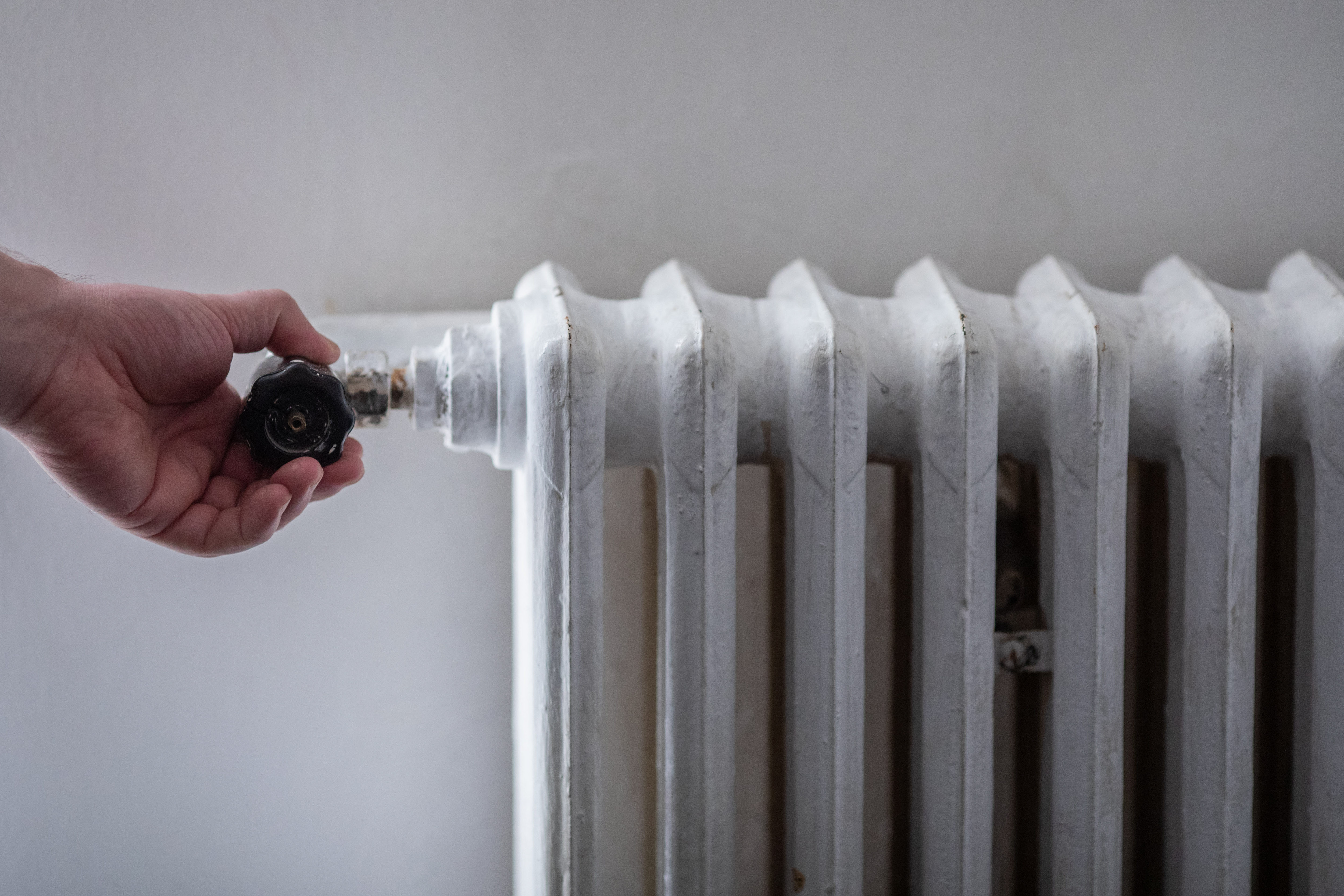 De ce rămân reci caloriferele în Capitală. Anunțul Termoenergetica