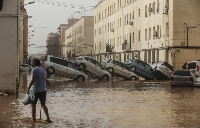 Search Missing Persons and Debris Removal After Floods - Spain