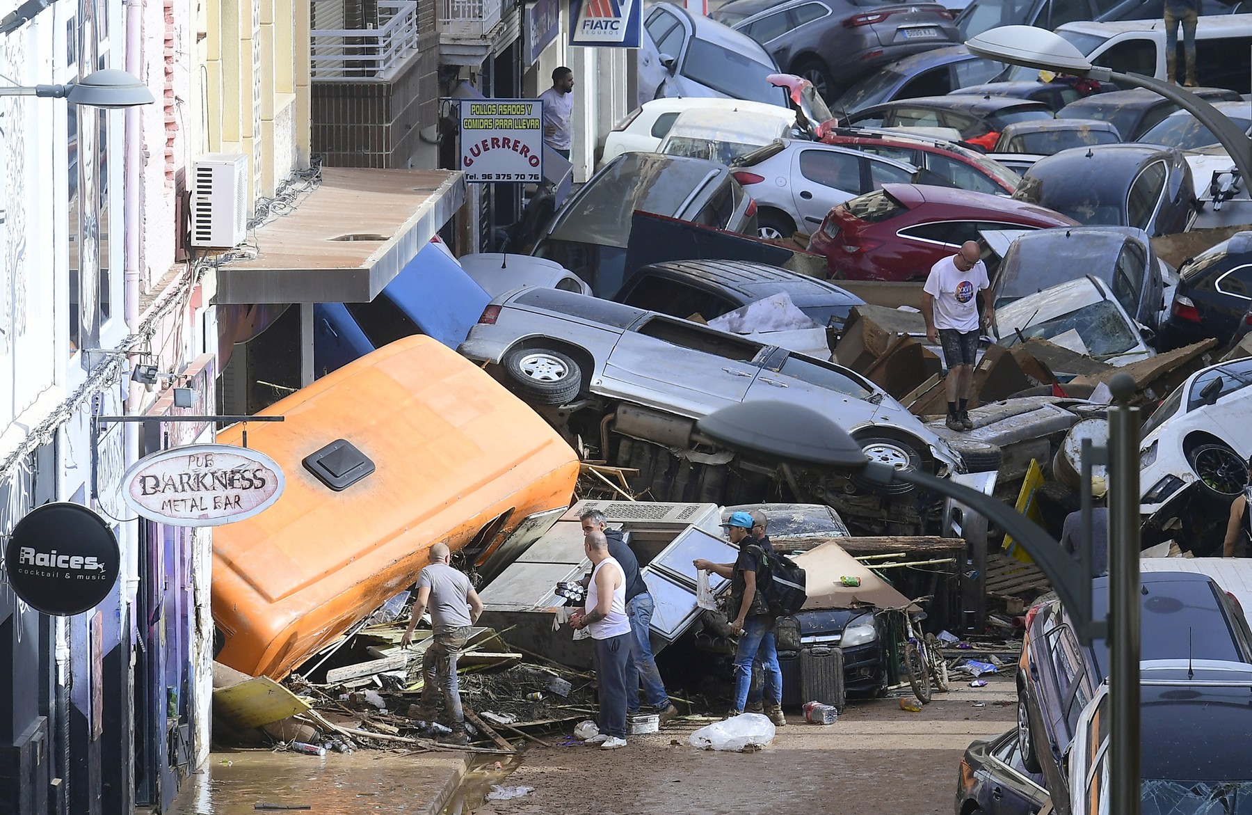 Ce sunt DANA, „picătura rece”, și furtuna în V, care au provocat inundațiile catastrofale din Spania