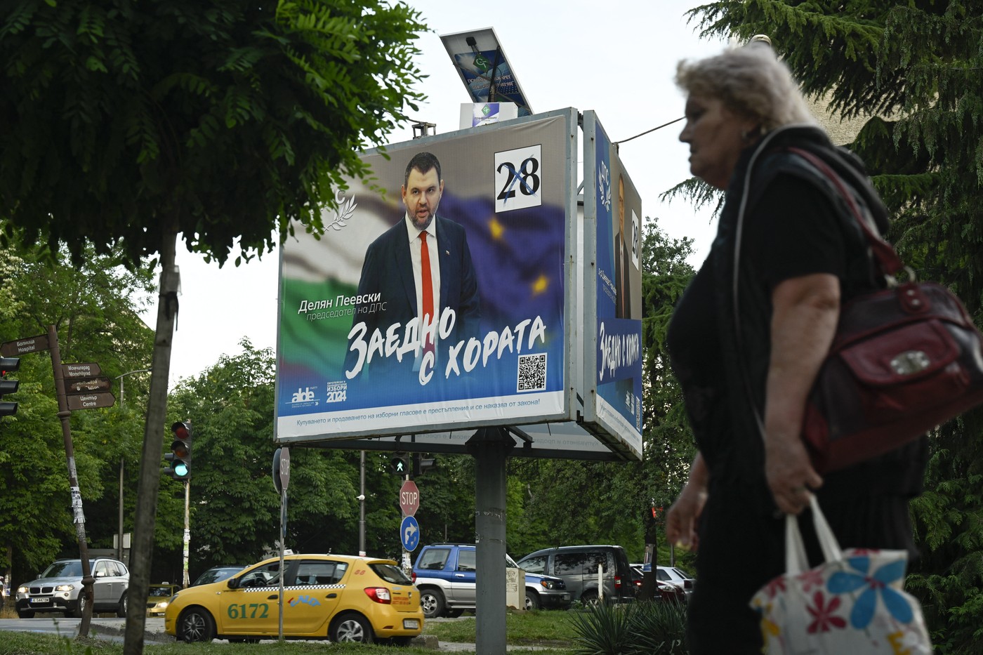 „Nu recunoaștem alegerile cumpărate”: Acuzațiile de fraudă la alegerile parlamentare zguduie Bulgaria