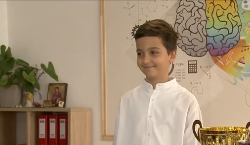 Copilul supranumit „calculator uman”. Povestea băiatului de 10 ani din Constanța, campion la aritmetică mentală, care uimește lumea