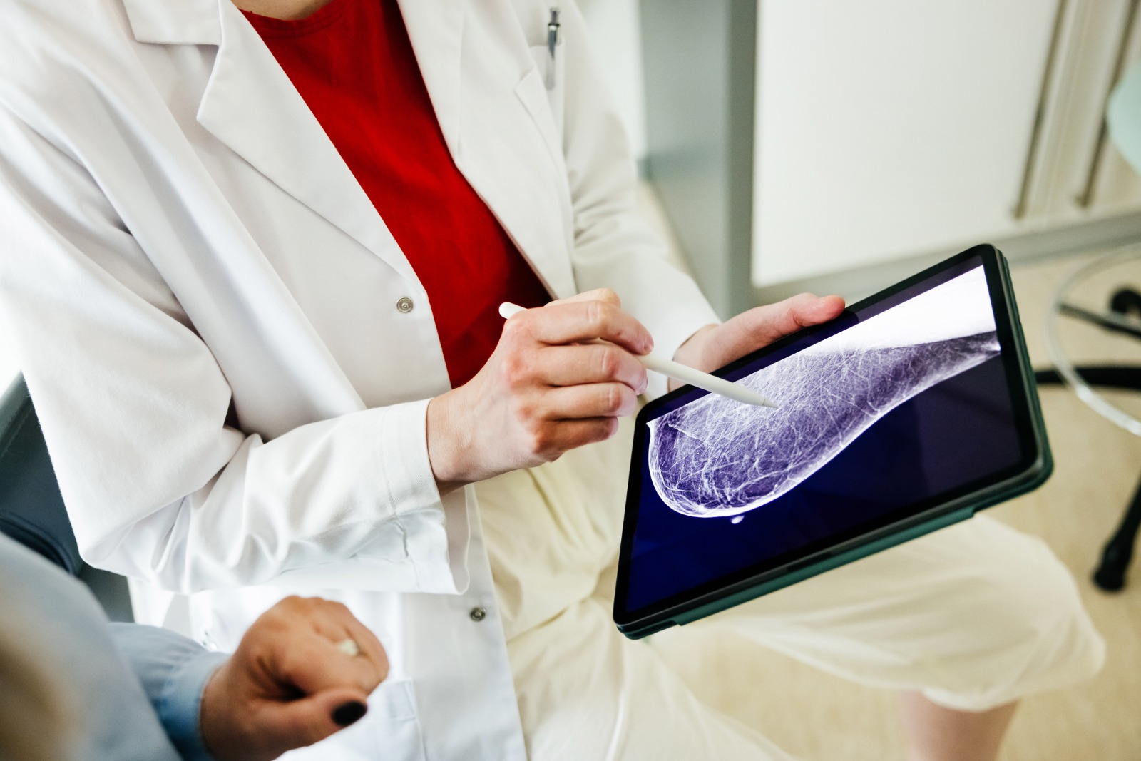 „Am făcut chimioterapie și histerectomie totală”. Mărturia cutremurătoare a femeii din Constanța, diagnosticată greșit cu cancer
