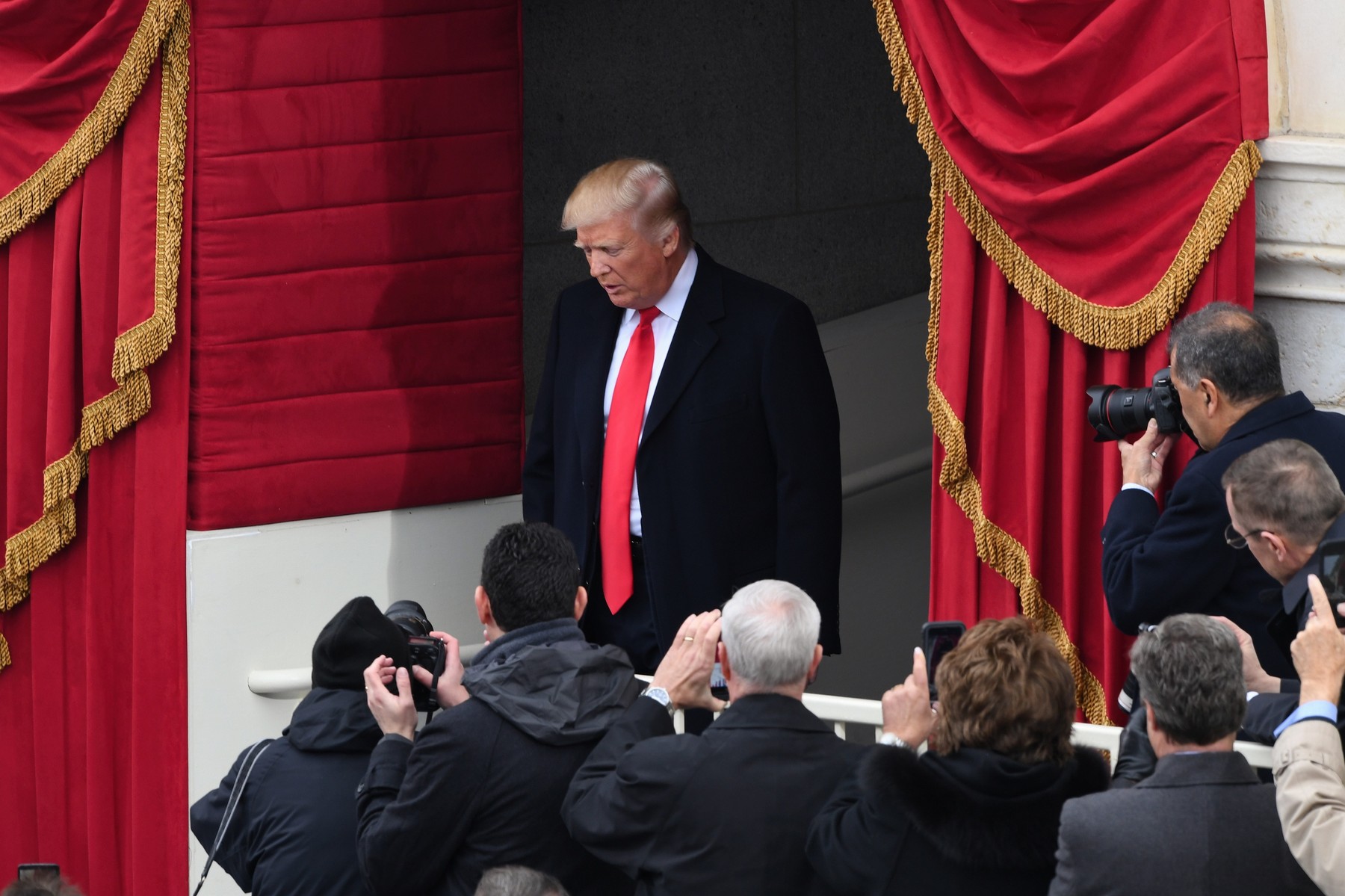 De ce președintele ales Donald Trump trebuie să aștepte 11 săptămâni până la inaugurare. File din istoria politicii americane