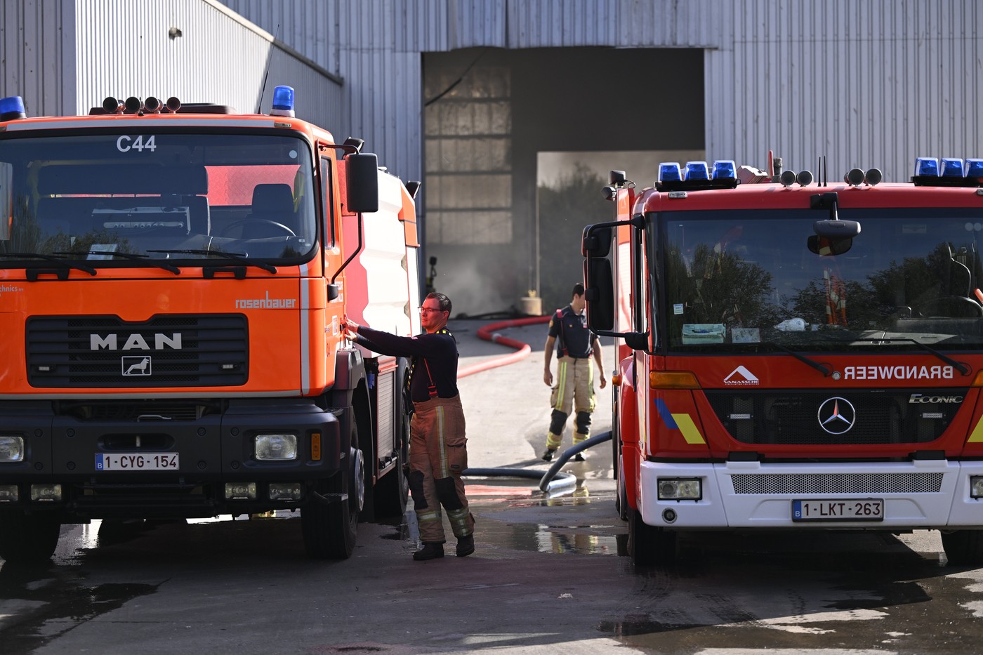 Doi muncitori români din Belgia au aruncat în aer din greșeală apartamentul pe care îl renovau