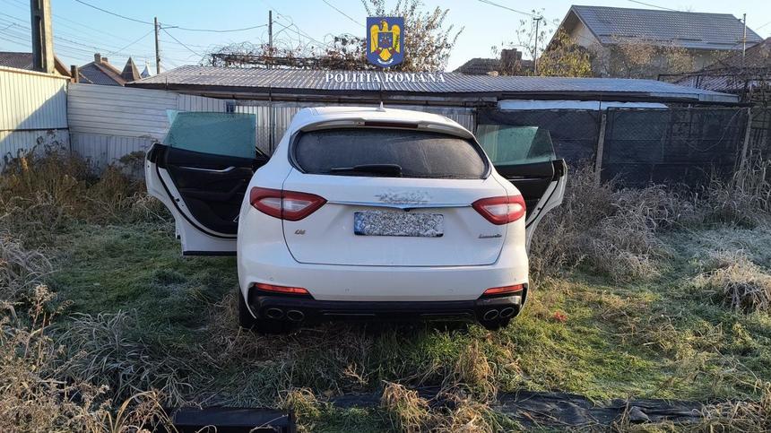 Percheziţii la persoane suspectate că au furat maşini de lux din UE. Au fost găsite două vehicule în valoare de peste 100.000 de euro