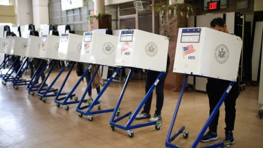 New Yorkers vote in US 2024 presidential elections in USA - 5 Nov 2024