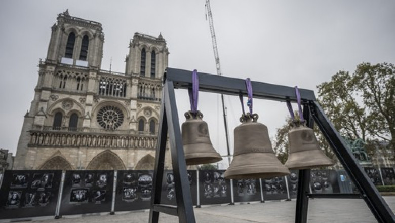 Notre-Dame Welcomes Three New Bells - Paris