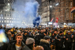 Pro-Israel Maccabi fans stage demonstration in Amsterdam, at least ten arrests