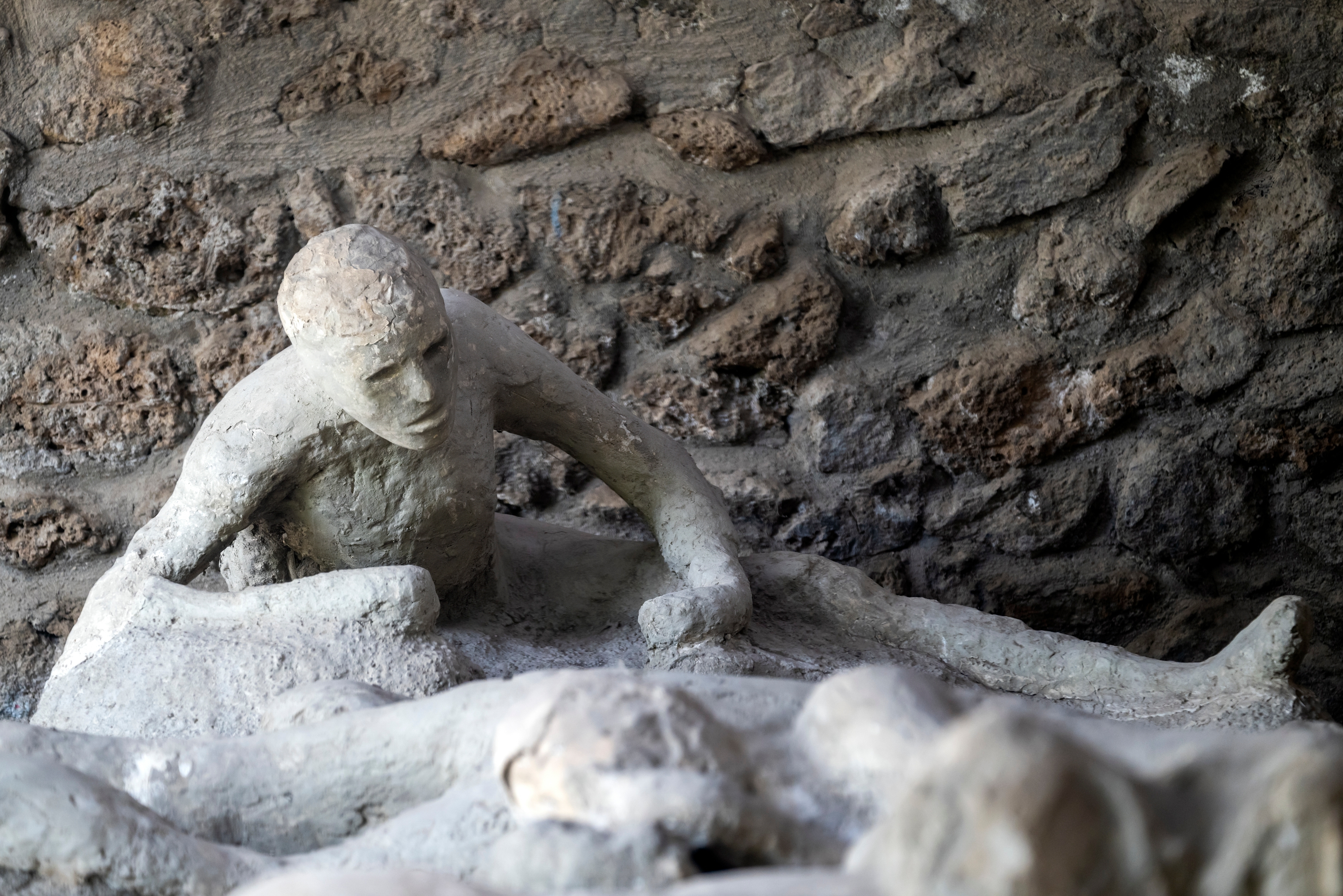 Surpriză cu privire la identitatea victimelor erupţiei Vezuviului de la Pompei: Ce dezvăluie noi dovezi ADN