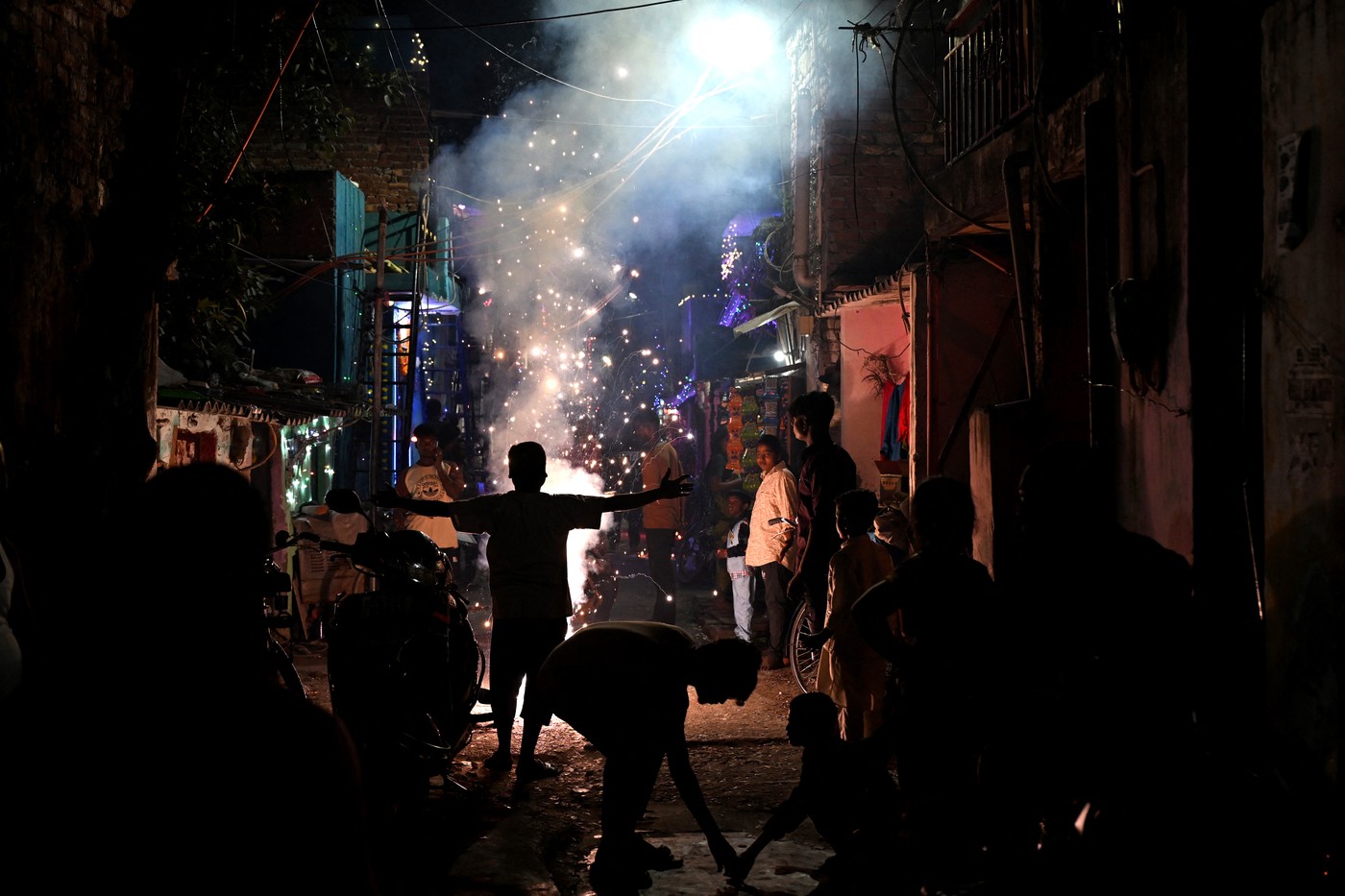 Poluare extrem de toxică la New Delhi. Capitala Indiei a devenit un oraș irespirabil din cauza Festivalului Luminilor
